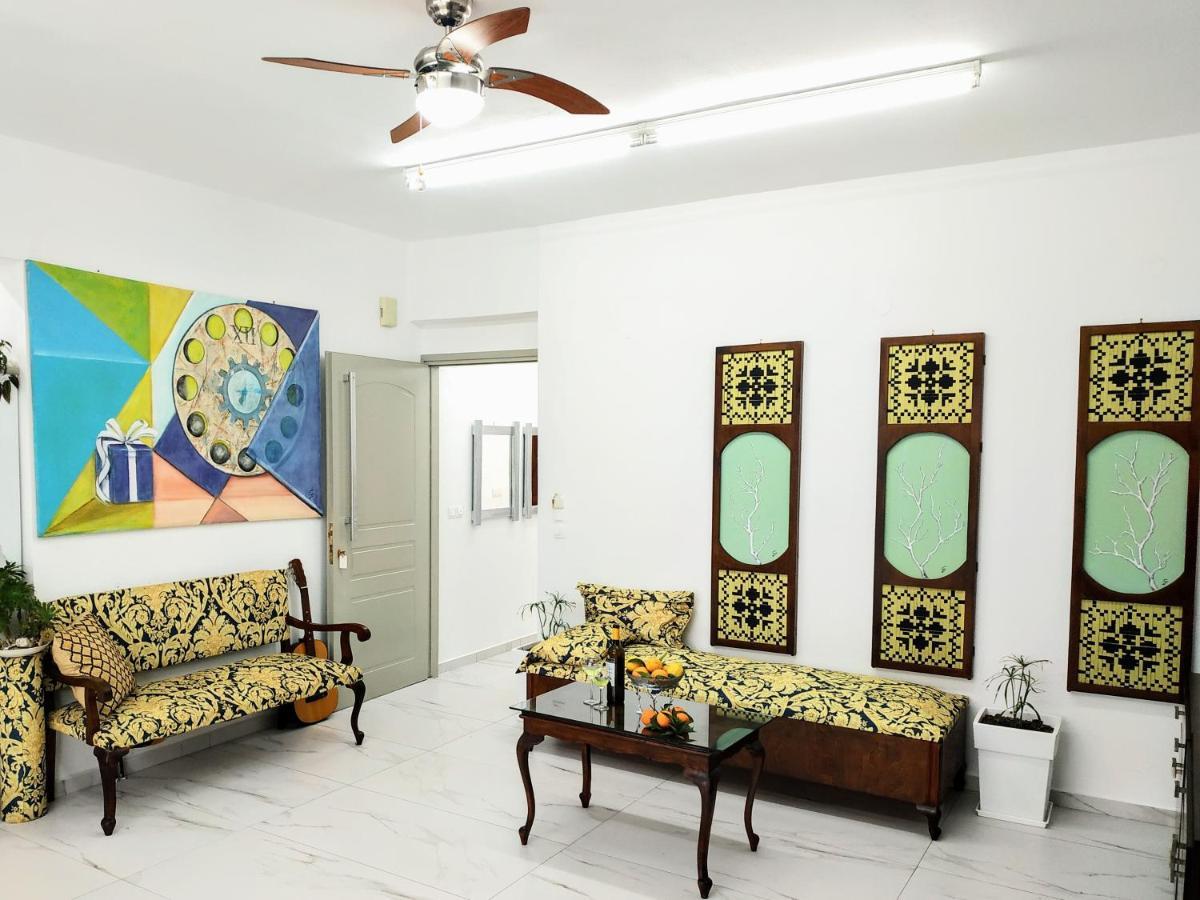Suite Of Light Rooms Perama  外观 照片